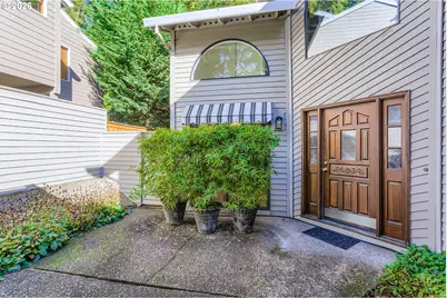 10135 SW Riverwood Ln, Portland, OR 97224 - Photo 4