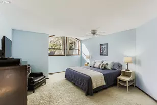 10135 SW Riverwood Ln, Portland, OR 97224 - Photo 18