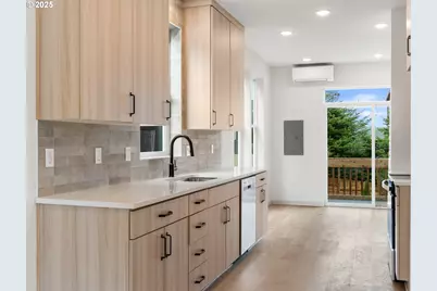 305 SE Jetty Ave, Lincoln City, OR 97367 - Photo 28