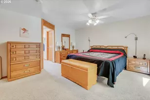19500 SW Alderwood Ct, Beaverton, OR 97003 - Photo 24