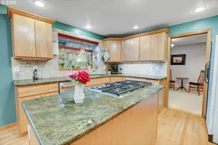 19500 SW Alderwood Ct, Beaverton, OR 97003 - Photo 10