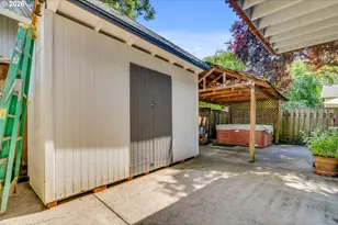 19500 SW Alderwood Ct, Beaverton, OR 97003 - Photo 44