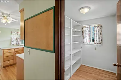 555 Sacre Ln, Monmouth, OR 97361 - Photo 38