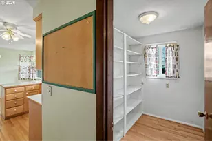 555 Sacre Ln, Monmouth, OR 97361 - Photo 38