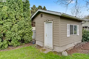 555 Sacre Ln, Monmouth, OR 97361 - Photo 40