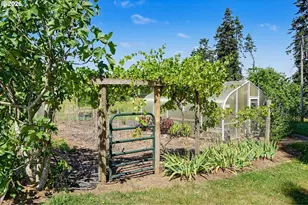 39800 Mertz Dr SE, Stayton, OR 97383 - Photo 6