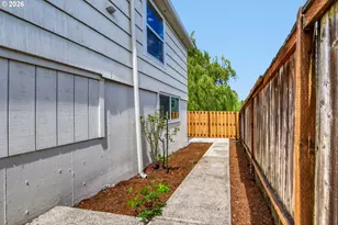 10244 SW 40th Ave, Portland, OR 97219 - Photo 28