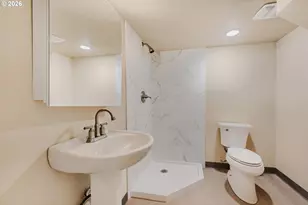 10244 SW 40th Ave, Portland, OR 97219 - Photo 22