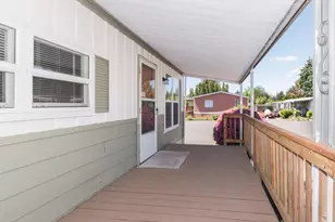 21016 SE Stark St, Gresham, OR 97030 - Photo 10