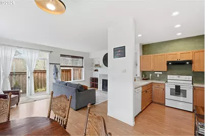 6453 SW Vinwood Ter, Beaverton, OR 97078 - Photo 4