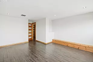 1520 E 9th St, The Dalles, OR 97058 - Photo 28