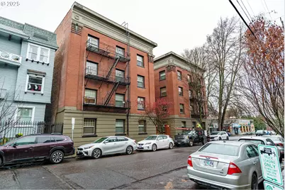 2109 NW Irving St #114, Portland, OR 97210 - Photo 26