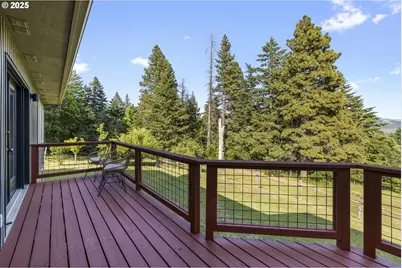 4719 Westwood Dr, Hood River, OR 97031 - Photo 26