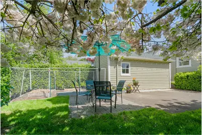 2621 SE 81st Ave, Portland, OR 97206 - Photo 40
