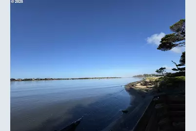 6715 SW Inlet Ave, Lincoln City, OR 97367 - Photo 14