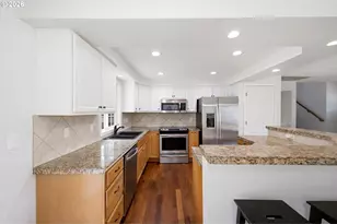 2417 SE Higgins Dr, Vancouver, WA 98683 - Photo 10