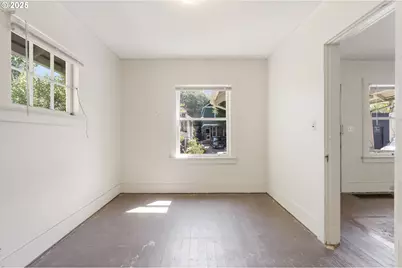 823 SE 45th Ave, Portland, OR 97215 - Photo 8
