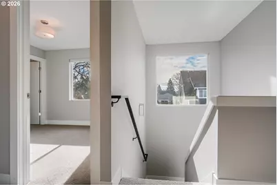 6520 NE Grand Ave, Portland, OR 97211 - Photo 30