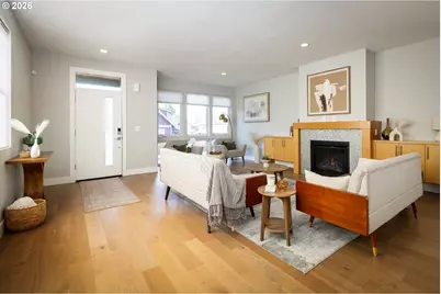 6520 NE Grand Ave, Portland, OR 97211 - Photo 10