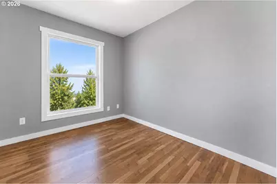 32 SE 126th Ave, Portland, OR 97233 - Photo 12