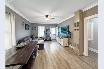 355 24th St, Salem, OR 97301 - Photo 4