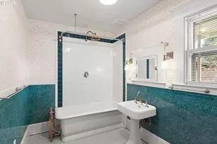 2936 SE Taylor St, Portland, OR 97214 - Photo 18