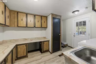 15864 Green Forest Rd, La Pine, OR 97739 - Photo 22