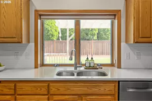 1311 Victorian Way, Eugene, OR 97401 - Photo 16