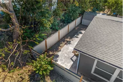 308 E Humboldt St, Bingen, WA 98605 - Photo 30