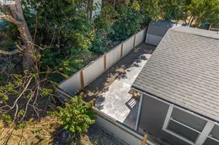 308 E Humboldt St, Bingen, WA 98605 - Photo 30
