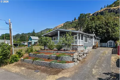 308 E Humboldt St, Bingen, WA 98605 - Photo 2