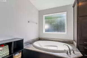 308 E Humboldt St, Bingen, WA 98605 - Photo 14