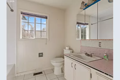 9336 SE Regents Dr, Milwaukie, OR 97222 - Photo 18