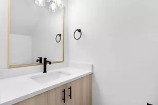 1816 SE 37th Ave, Portland, OR 97214 - Photo 8