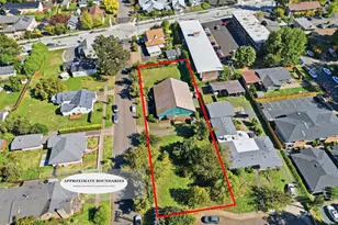 121 W C St, Springfield, OR 97477 - Photo 44