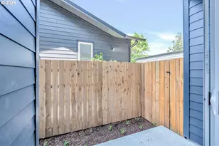 2381 SE 45th Ave, Portland, OR 97215 - Photo 14