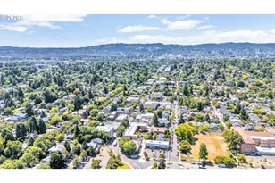 2381 SE 45th Ave, Portland, OR 97215 - Photo 30