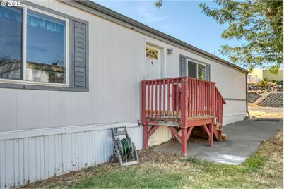 2801 SW Houtama Rd #37, Pendleton, OR 97801 - Photo 4