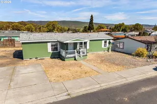 915 Home St, The Dalles, OR 97058 - Photo 4