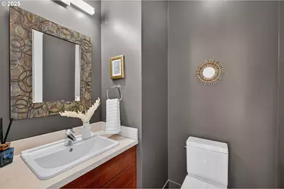 2144 NW 16th Ave, Portland, OR 97209 - Photo 20