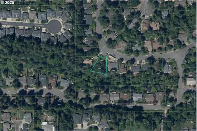 9825 SW Ventura Ct, Tigard, OR 97223 - Photo 2