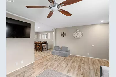 907 York St #84, Aumsville, OR 97325 - Photo 10