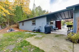 240 Pruden Hill Ln, Canyonville, OR 97417 - Photo 14