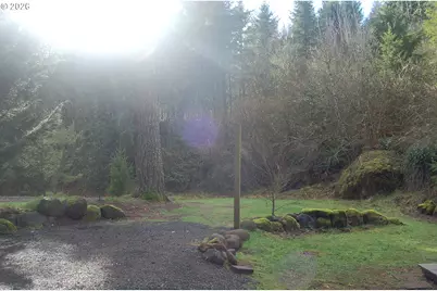 20446 Abiqua Rd, Scotts Mills, OR 97375 - Photo 14