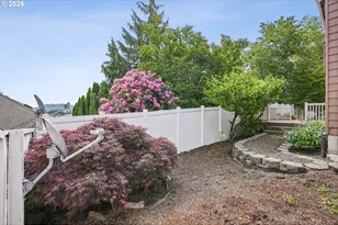 16432 SE Meadowland Ct, Portland, OR 97236 - Photo 42
