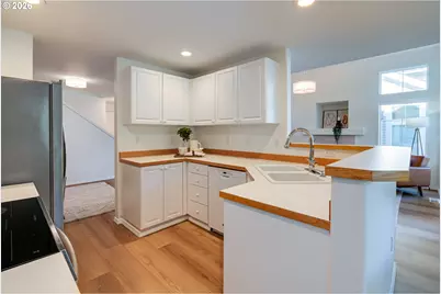 16015 SW Audubon St #101, Beaverton, OR 97003 - Photo 6