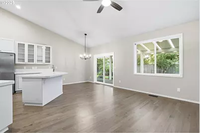 20155 Quinalt Dr, Oregon City, OR 97045 - Photo 22