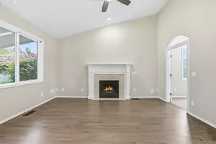 20155 Quinalt Dr, Oregon City, OR 97045 - Photo 14