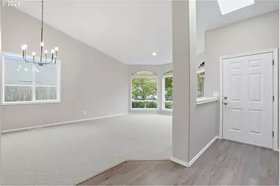 20155 Quinalt Dr, Oregon City, OR 97045 - Photo 4