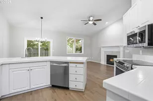 20155 Quinalt Dr, Oregon City, OR 97045 - Photo 18